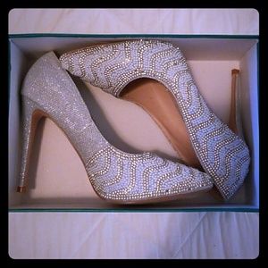 Crystal covered stiletto heel silver